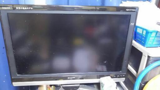 AQUOSテレビ 世界の亀山モデル 32型