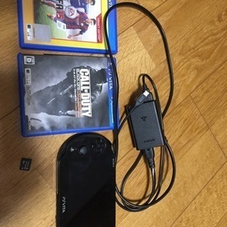 PSvita＋8GBのsdカード＋ソフト2個