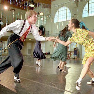 次回8/26!! 土曜の夜はSwing Dance♪ 初心者の方大歓迎!! スイングダンス・Savoy Style Lindy Hopを始めませんか？ 必ず踊れるようにして差し上げます!! 男性のリードも大募集!! - 教室・スクール