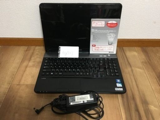ノートパソコン　NEC　４GB　Windows７（microsoft office 2010 付)