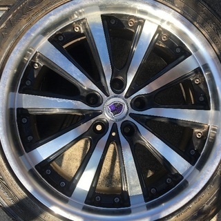 225/45r18 中古でタイヤはオマケです