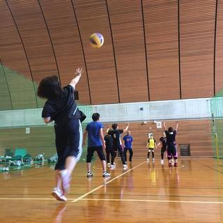 【個人参加ソフトバレー】10月26日(木)9時~12時 ※年齢・性...