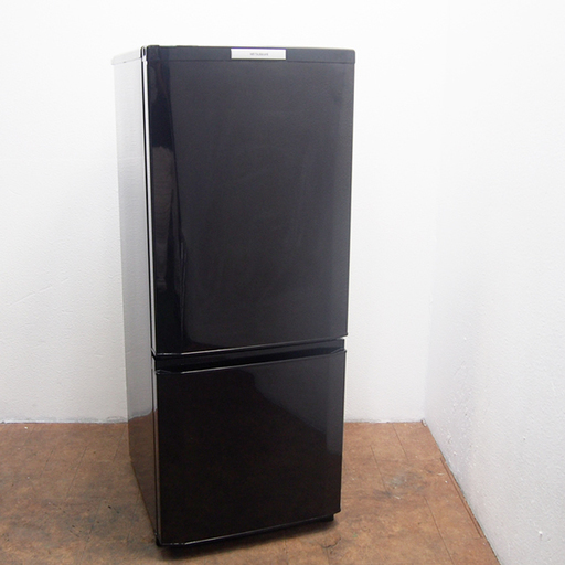 人気のブラックカラー 146L 冷蔵庫 HL11