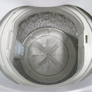 高濃度洗剤液で洗う2ステップウォッシュ、干し時間を短縮できる「風乾燥」、便利な「洗→風乾コース」搭載の多機能洗濯機です。 2014年式日立風乾燥機能付き洗濯機5キロです  配送無料です！🌠