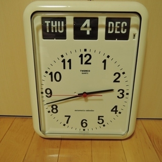 TWEMCO (トゥエンコ) 掛け時計 パーペチュアルカレンダー...