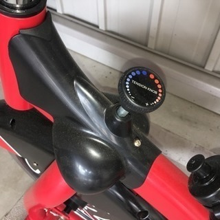 室内で有酸素運動ができるスピンバイク