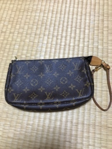 ヴィトン アクセサリーポーチ