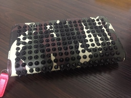 オシャレ長財布【ルブタン似】