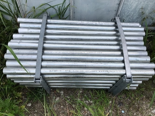 単管パイプ1.0m  新古品  100本   合計25，000（税込）