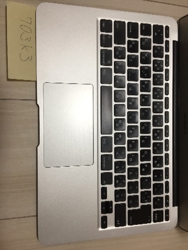 MacBook Air 11インチ　中古　送料込み　アップル　マックブック