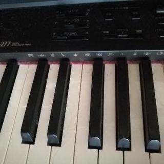 電子ピアノ Roland KR-277D 配達します。
