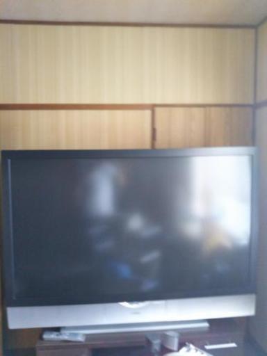 ビクターの大型60インチテレビです。