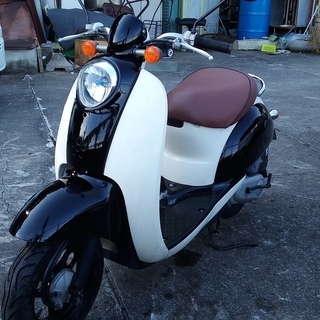 《決まりました》☆☆ホンダクレアスクーピーAF55　黒　塗り替えたばかりですタイヤは前後新品