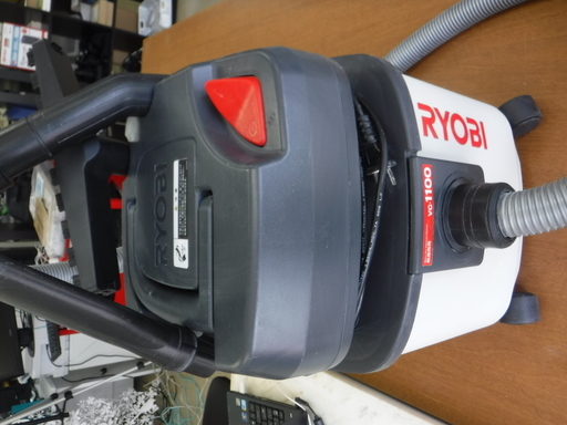 ryobi 乾湿両用　集じん機　掃除機　VC-1100