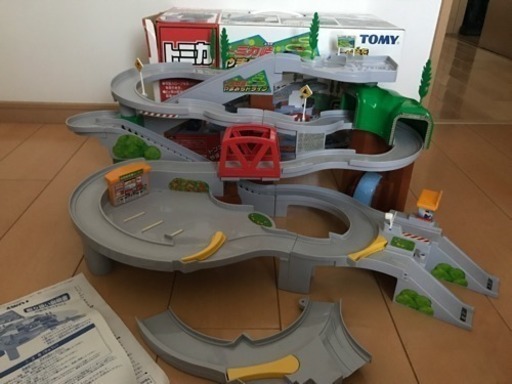 トミカ トミカ岬やまみちドライブ タカラトミー Yucchann 七条のおもちゃの中古あげます 譲ります ジモティーで不用品の処分