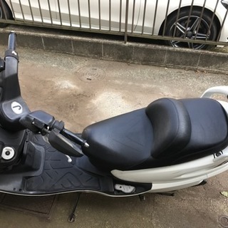 sym rv125jp ホワイト