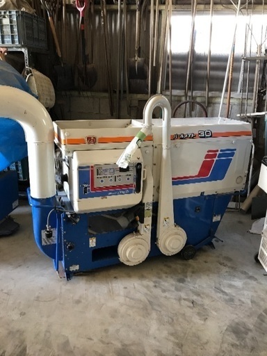 商談中 農機具 イセキ籾摺り機