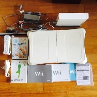 wii 本体・付属品　バランスWiiボード　ソフト2本セット