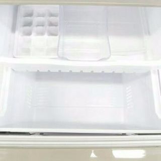 日立 2015年式ノンフロン 冷凍冷蔵庫 265リットルです！💫　綺麗です 配送コミコミ価格です