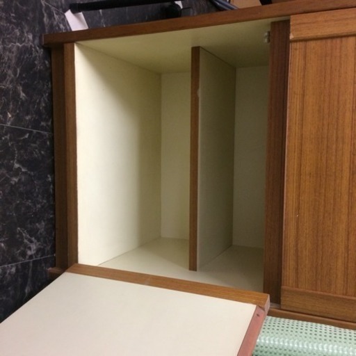値下げしました。⚠️鍵付き 収納家具 中古品
