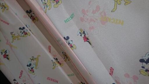 ディズニーカーテンミッキー