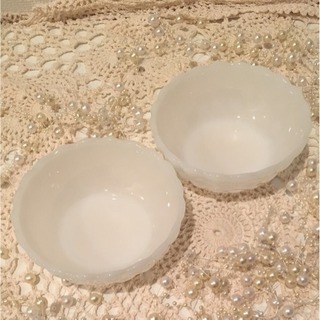 ファイヤーキング ホワイトバブル ベリーボウル 2皿 白い食器