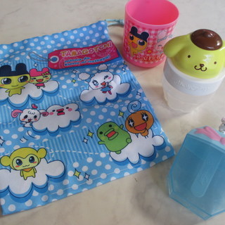 いろいろグッズハッピーセットたまごっち巾着袋コップ４点セット エルサ 名古屋のキッズ用品 その他 の中古あげます 譲ります ジモティーで不用品の処分