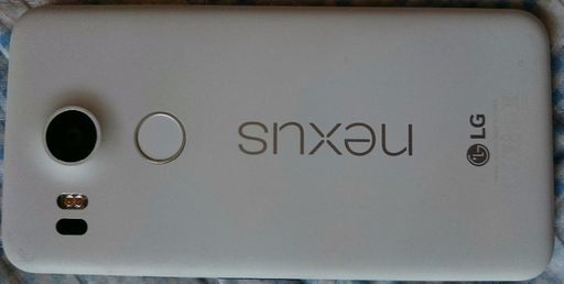 Nexus5xDOCOMO（白） 中古 ケータイ補償交換から半年使用