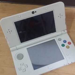 new3DS　中古　本体のみ！