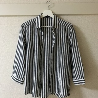 美品★NOIDのシャツ