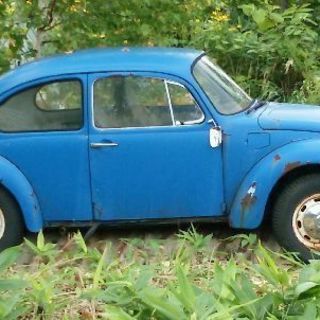 旧車　希少なブルーカラー・ワーゲンビートル部品取り車