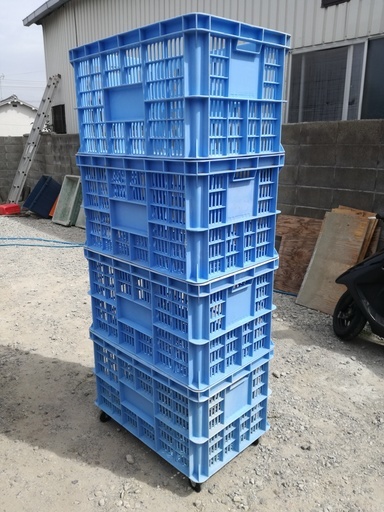 セキスイプラスチックコンテナー 140L キャスター付き