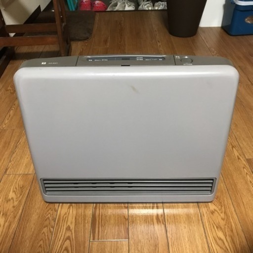 ガスファンヒーター(本体のみ、ホース無し)