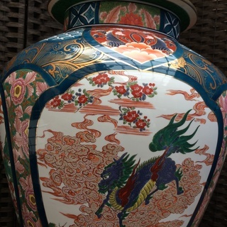 引き取り限定 有田焼 勝右衛門作 飾り壺 | unimac.az