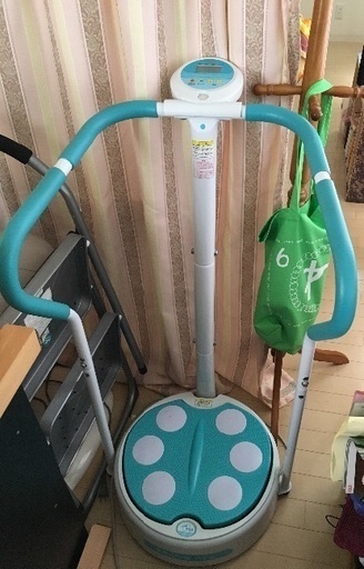 【ダイエット器具】振動マシン シェイクBODYプラス （中古）動作確認済み