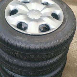 ダンロップ 175/65R14 ×4本 タイヤとホンダのホイールカバー