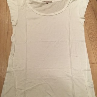 GAP白の半袖Tシャツ