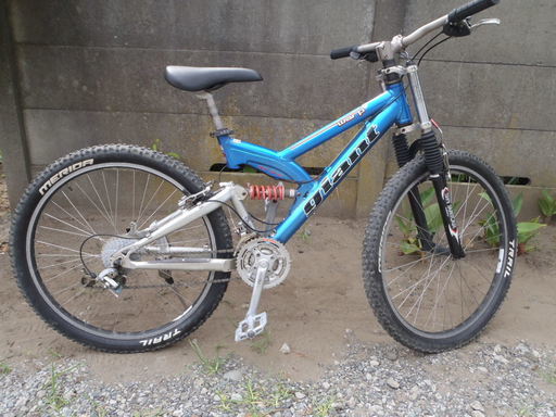 早い者勝ち！GIANTのマウンテンバイク　中古自転車　120