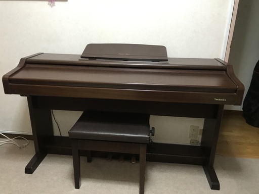 電子ピアノ　TCEHNICS + 専用イス付き