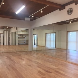 神戸市垂水区に木のぬくもりを感じる レンタルスタジオ・貸スタジオオ...