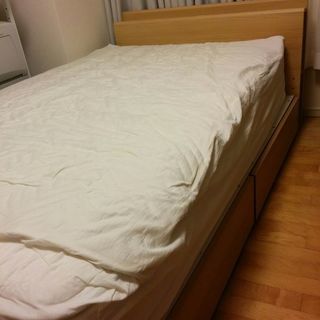 ニトリの収納付ベッド マットレス付 セミダブル  美品