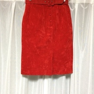 ウエスト66★真っ赤なベロアスカート