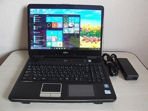 Fujitsu FMV-BIBLO AH30/C ノートパソコン