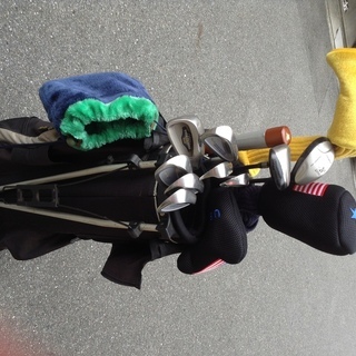 ゴルフクラブとバッグのセット