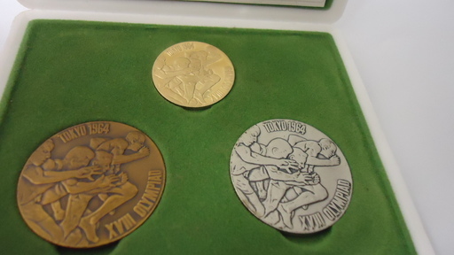 値下げ↓↓貴重品☆1964年 東京オリンピック 記念メダル 金銀銅3点  