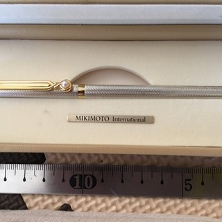 ミキモトインターナショナル 真珠付きキラキラボールペン