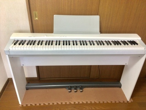 カシオ Privia PX135