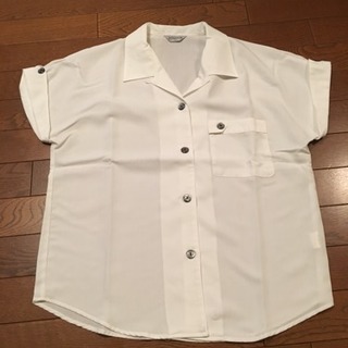 [美品]白いシャツ