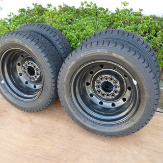 グッドイヤースタッドレスタイヤ ICE NAVI 155/65R13 バリ山 ! !