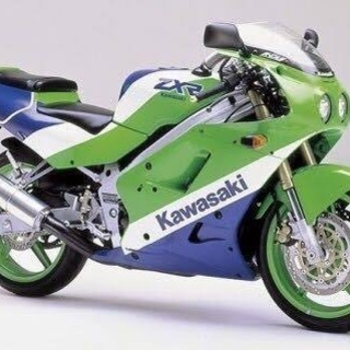 規制前のZXR250を売ってください！